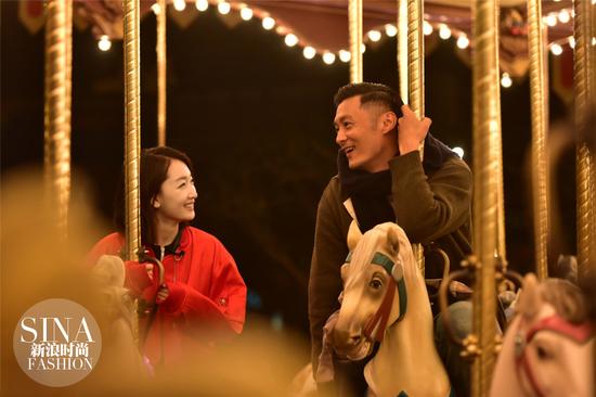 余文樂，周冬雨游園