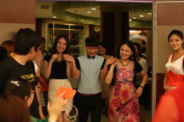 蔚藍(lán)、亞楠、安娜