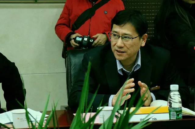 互動(dòng)結(jié)束后華潤(rùn)燃?xì)獾年愒タ傄矊?duì)各位達(dá)人們提出的問(wèn)題一一作出解答，可是讓大家伙兒們相當(dāng)滿意呢！