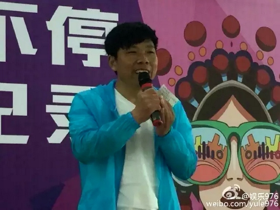 見證挑戰(zhàn)的戲迷代表陳紅森講述自己和戲曲的故事、見證歷史時(shí)刻的心情。