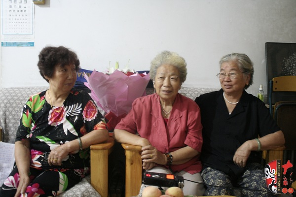 越調(diào)名老藝人雷桂花、劉巧蓮、劉玉蘭回首往事