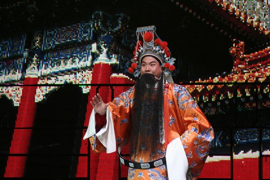 河南省豫劇二團演員、唐派再傳弟子郭志誠演唱唐派名劇《金殿風云》