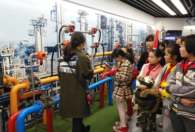 聽到了新知識，趕緊拿出本子記下來