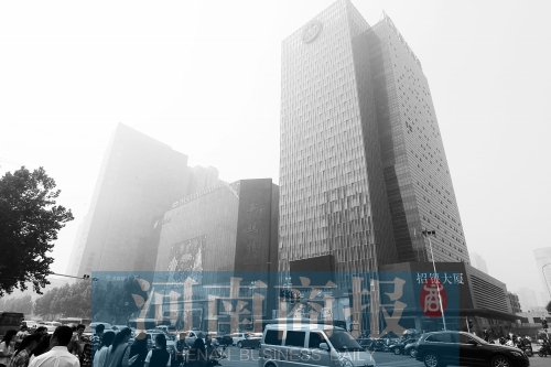 昔日關(guān)虎屯所在地，如今成鄭州最繁華地段之一 記者 鄧萬里/攝