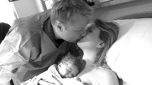 美國網(wǎng)絡紅人教你如何“隱孕”