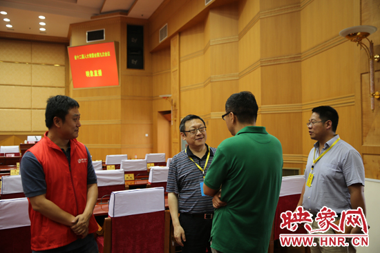 映象網(wǎng)全程直播省十二屆人大常委會(huì)專題詢問(wèn)會(huì)