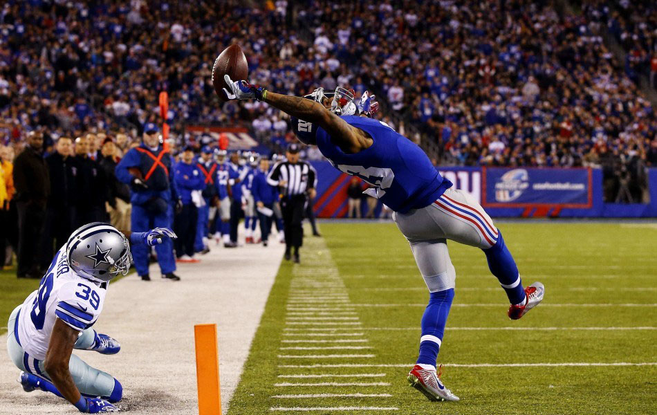 　單幅二等獎(jiǎng)，單手接球。