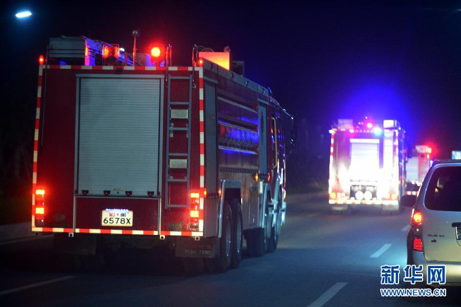 4月7日，消防車輛趕往事故現(xiàn)場。