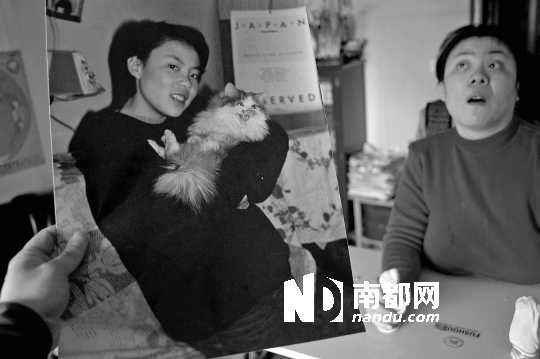 昔日的清純與秀美，如今，卻終身癱瘓、生活不能自理。C FP供圖