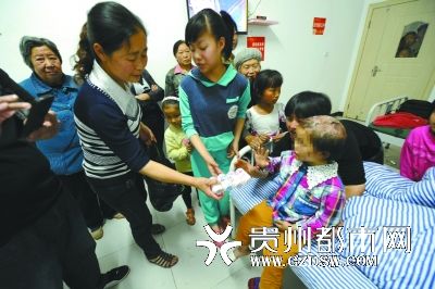 好心人送來酸奶。