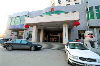 李宏亮在被違規(guī)辦理了監(jiān)外執(zhí)行后，再犯命案。