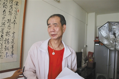 嫖娼事件后，區(qū)少坤向記者訴說委屈，他說：“這是一個圈套”。李根 攝