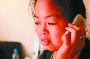 每次給家人打電話，史女士都會很難過。