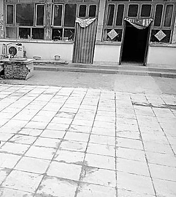 案發(fā)院落，血跡已被掩蓋。