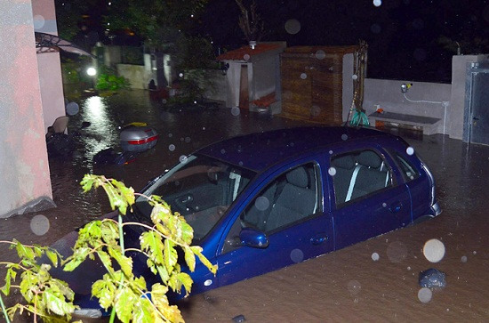 奧爾比亞市部分地區(qū)的水位已經(jīng)升至3米。