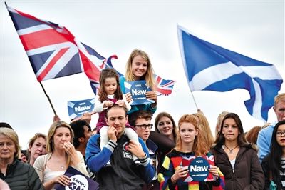 最新民意調(diào)查結(jié)果顯示，反獨陣營的支持率繼續(xù)領(lǐng)先。