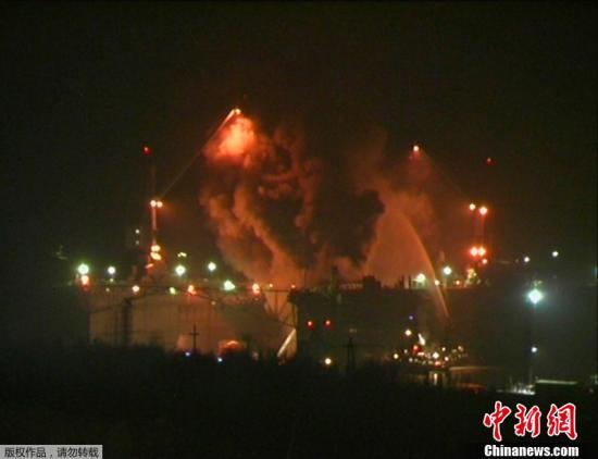 資料圖：2011年12月29日晚間，俄羅斯摩爾曼斯克州一艘名為“葉卡捷琳堡”號的核潛艇起火。