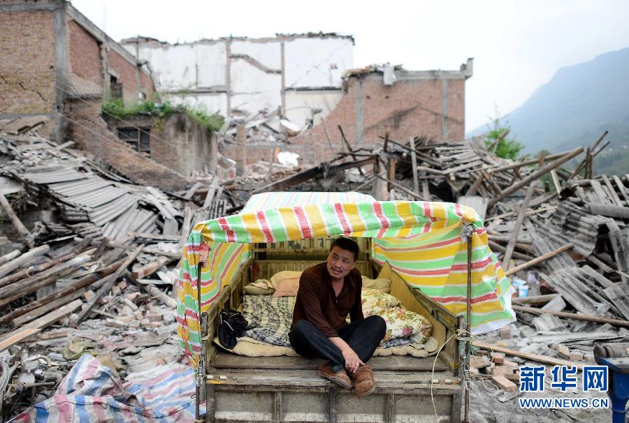 直擊震區(qū)：生活，依然在繼續(xù)