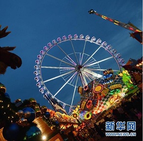 德國柏林圣誕市場(chǎng)開張