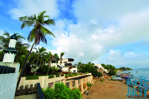 海風(fēng)椰影里的拉姆島。