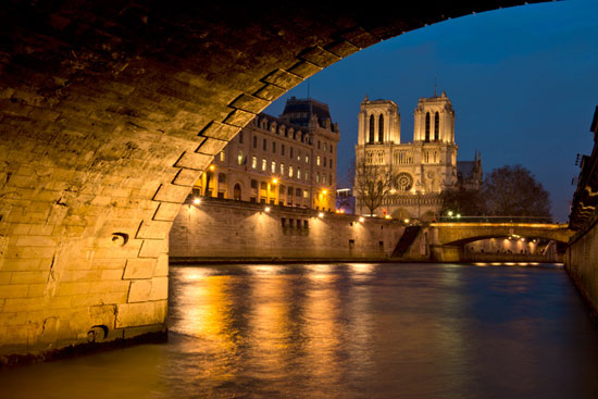 走進巴黎的城市之光 重溫法國經典景點(圖)