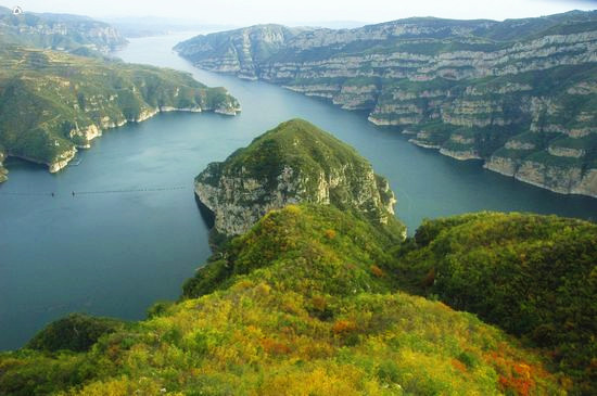 到黃河三峽“飛”黃河、拜孔子、探溶洞