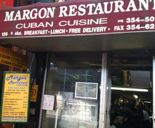 尋找紐約時(shí)代廣場最好的地方小吃