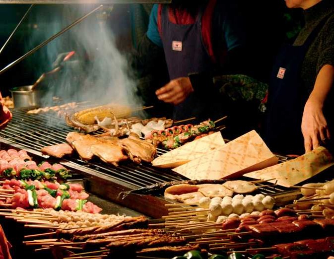 廟不離市、市不離廟的臺(tái)灣小吃