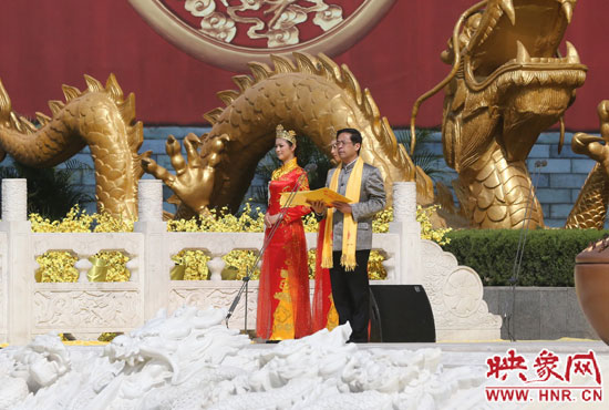 省委副書記、省政協(xié)主席葉冬松致歡迎詞。映象網(wǎng)記者 邵恰 攝