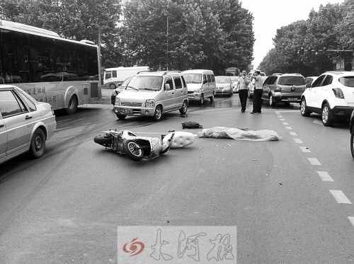 　　車禍現(xiàn)場
