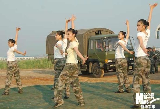 國防大學(xué)教授：文工團(tuán)被妖魔化 文藝兵有存在必要