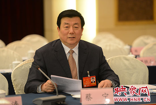 全國人大代表、河南省人民檢察院檢察長蔡寧