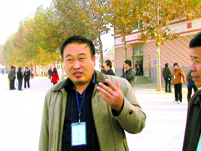 張偉生前照片。胡恩來攝