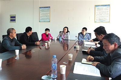 江西省豐城市信訪局接待室，中央信訪督查組約談信訪人。記者 賈世煜 攝