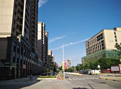 5月12日，泉州洛江區(qū)雙陽。知情人稱，徐鋼任期內，在洛江區(qū)任職的謝清平協(xié)助徐鋼的表親在這里拿地。