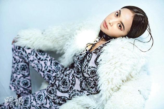 蔡依林的新歌高唱要勇敢做自己，沒想到MV卻鬧出風(fēng)波。