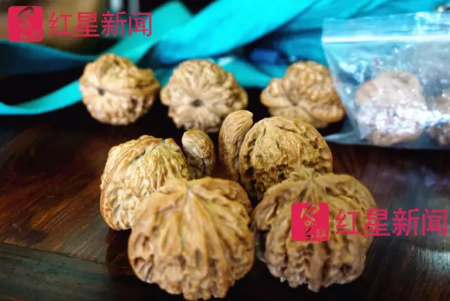 文玩核桃遇冷由幾萬一對降到5元沒人要？商戶否認