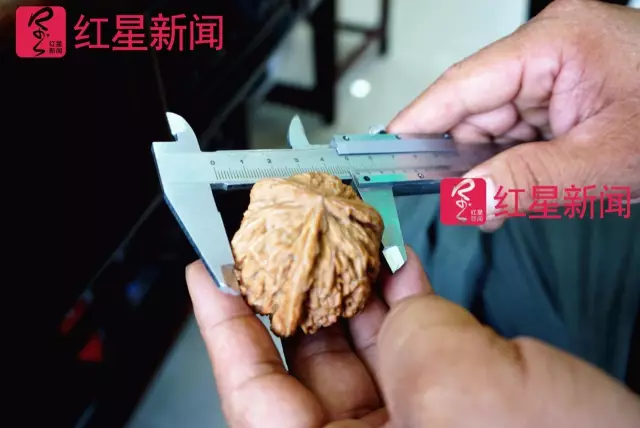 文玩核桃遇冷由幾萬一對降到5元沒人要？商戶否認