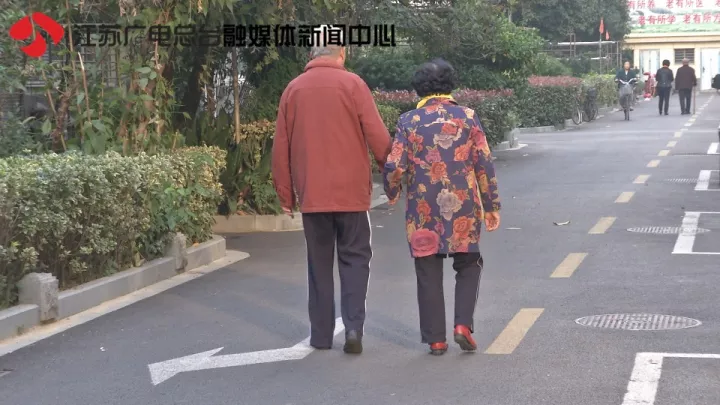 老太秀恩愛！網(wǎng)友被一封跨越60年的情書甜哭了