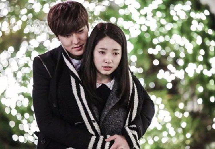 從李敏鎬到李棟旭，再次分手的“男神收割機”裴秀智被嘲太花心？