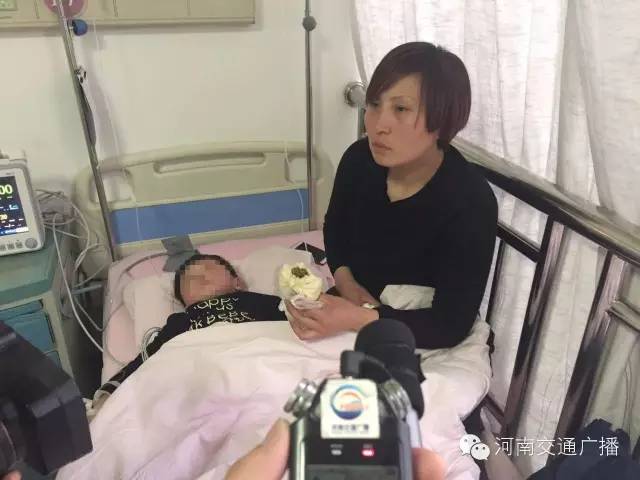 小浩天的母親通過河南交通廣播向所有幫助他們的人表達了感謝！