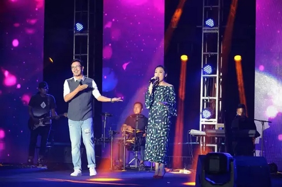 王騰霄、王曉序《制造浪漫》