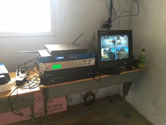 嶄新的廣播設(shè)備將讓孩子們的聲音和夢想飄向更遠(yuǎn)的地方。