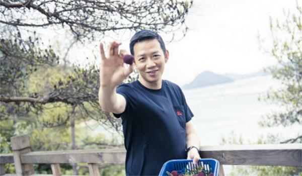 72小時預(yù)訂3.3萬瓶 吳曉波是怎么賣酒的