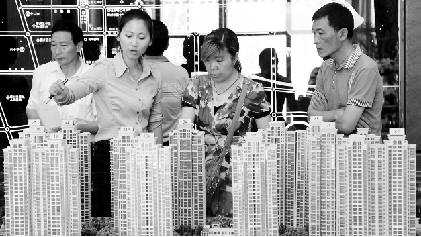 十一假期，人們問價的多，買房者少