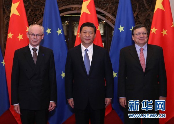 習(xí)近平會見歐洲理事會主席范龍佩和歐盟委員會主席巴羅佐。新華社記者 龐興雷 攝