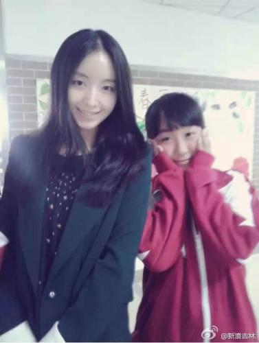 吉林女教師被同學(xué)譽為最美生物老師