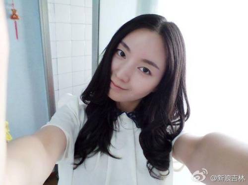 吉林女教師被同學(xué)譽為最美生物老師