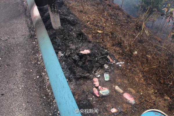 廣西運(yùn)鈔車(chē)起火燒毀11箱鈔票