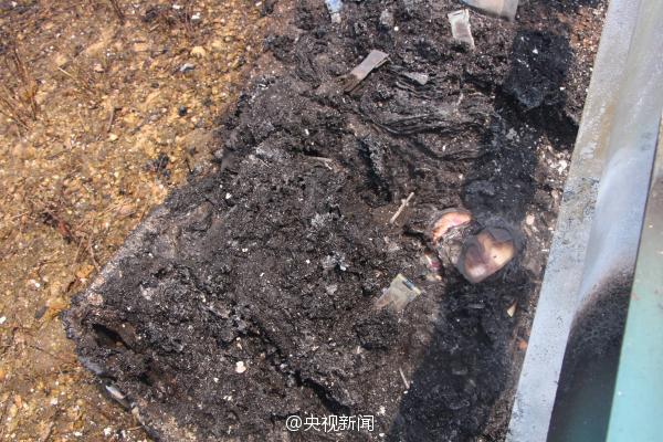 廣西運(yùn)鈔車(chē)起火燒毀11箱鈔票